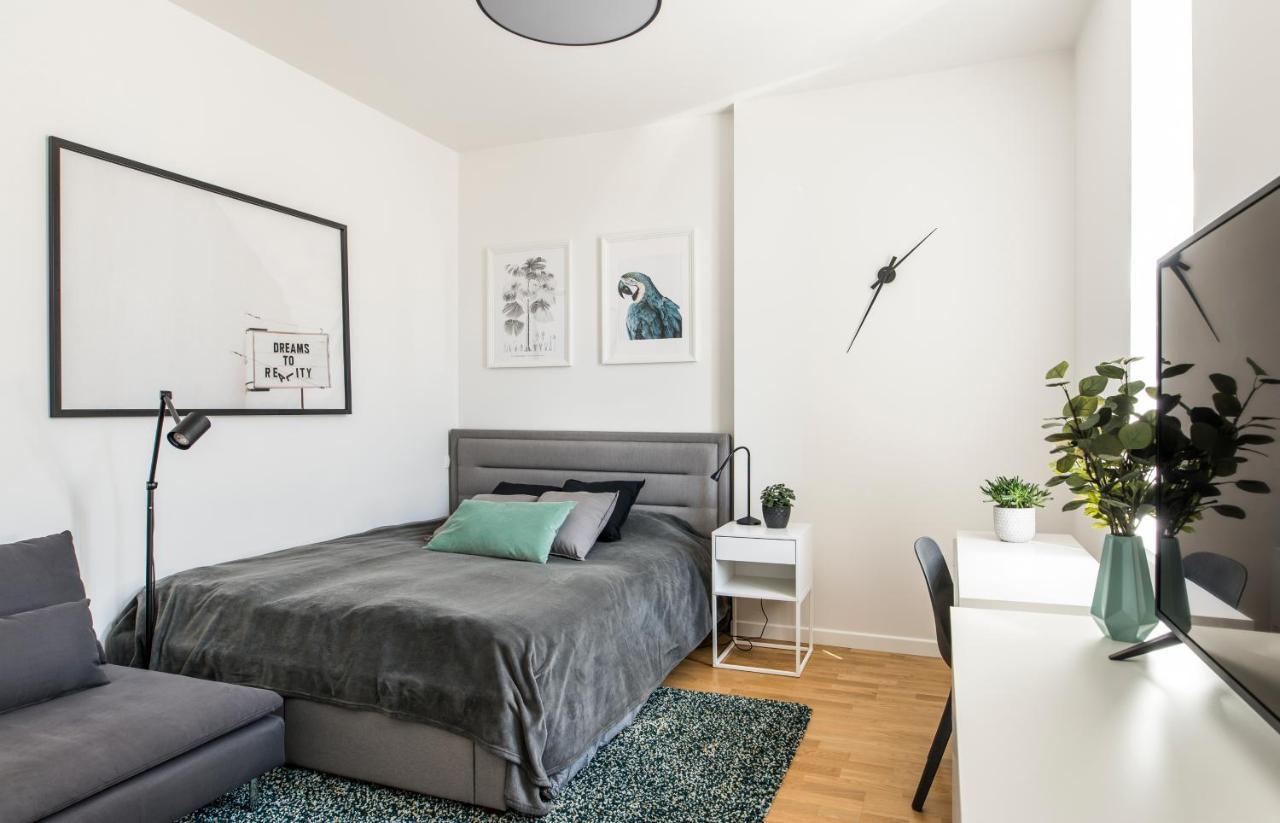 Cozy Modern Studio - Great For Short Trips Riga Exteriör bild