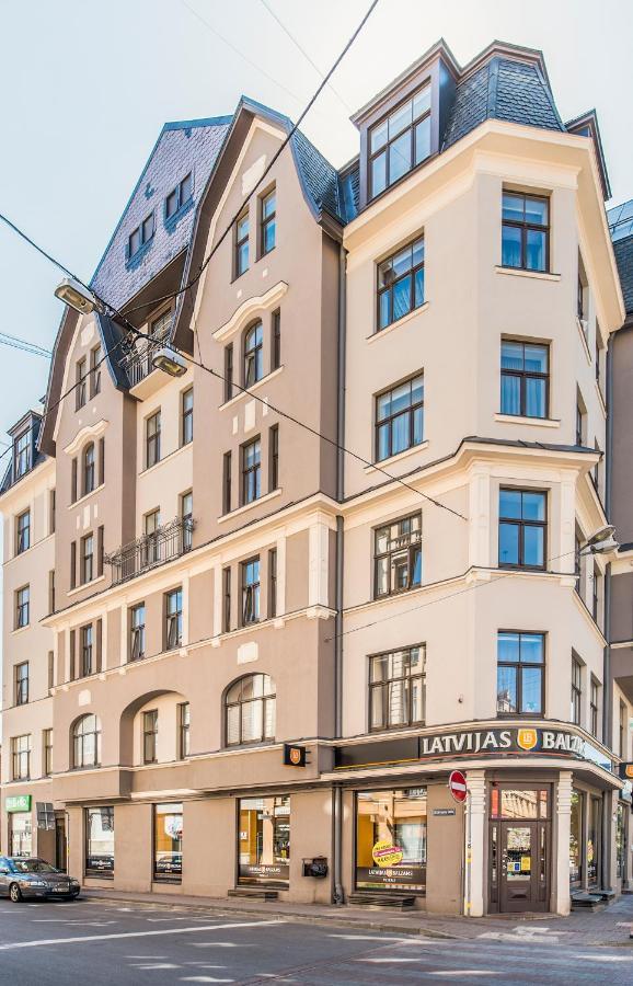 Cozy Modern Studio - Great For Short Trips Riga Exteriör bild